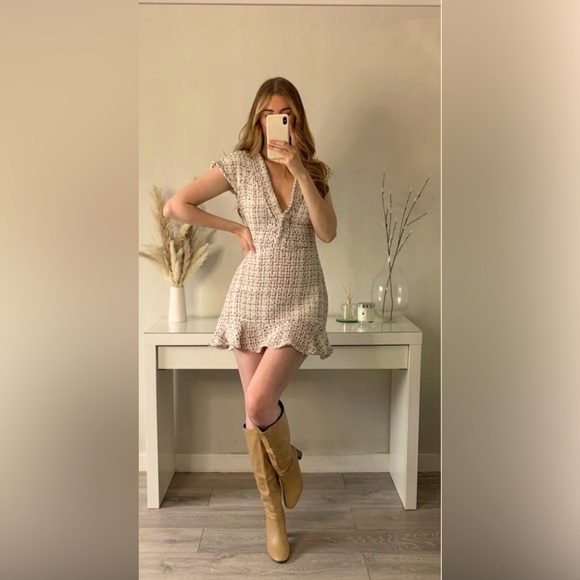 Zara Dresses & Skirts - ZARA Tweed mini dress - Ruffled textured weave Small - Good Condition